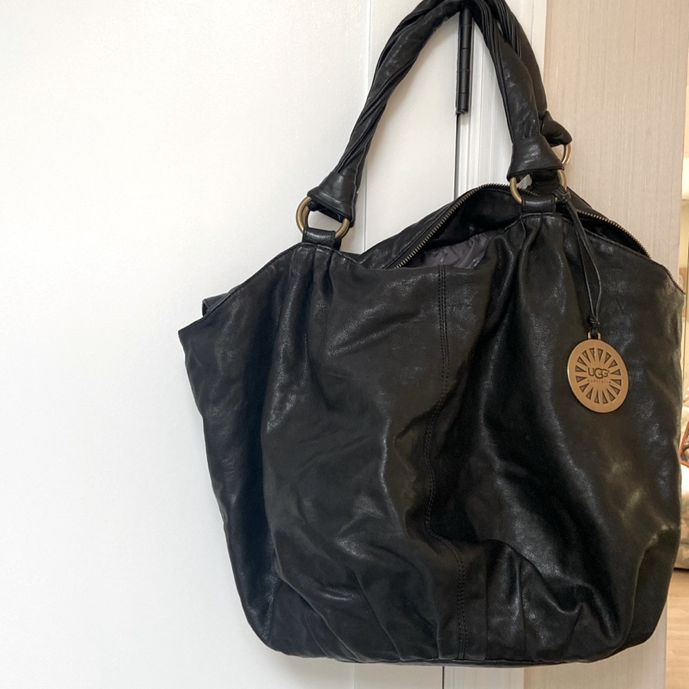 UGG Australia Large Black Leather Hobo handbag